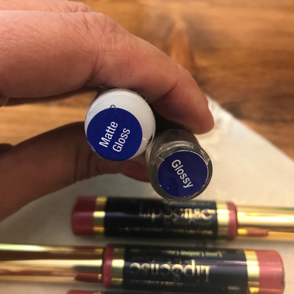 Lipsense - Picture 3 of 4